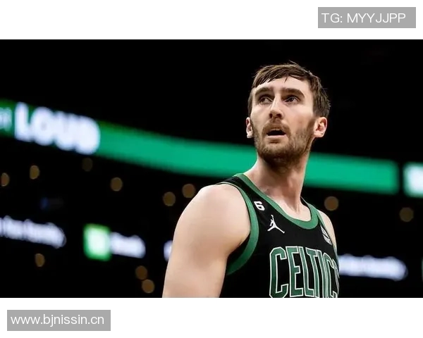 科内特盛赞文班职业态度与专注度称其能创造奇迹