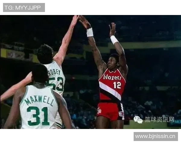 斯通斯谈伤病困扰与退役念头31岁人生路途的艰辛与坚持 斯通斯谈伤病困扰与退役念头31岁人生路途的艰辛与坚持