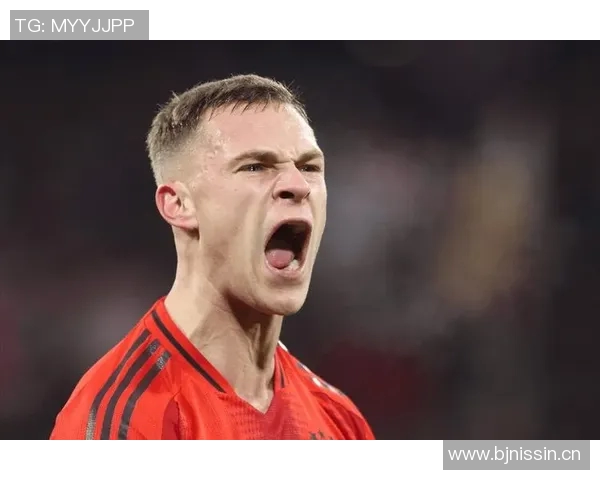 基米希回顾十年拜仁历程感慨与同一教练共迎新赛季的珍贵体验 基米希回顾十年拜仁历程感慨与同一教练共迎新赛季的珍贵体验