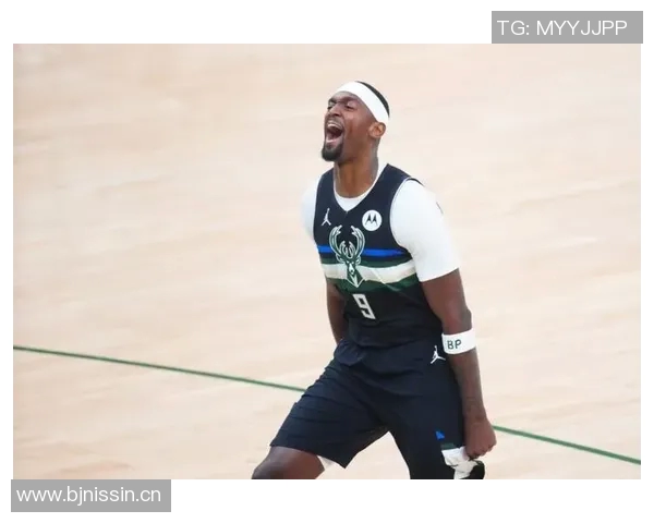 全队三分命中率高达50波蒂斯称默契提升助力进攻表现