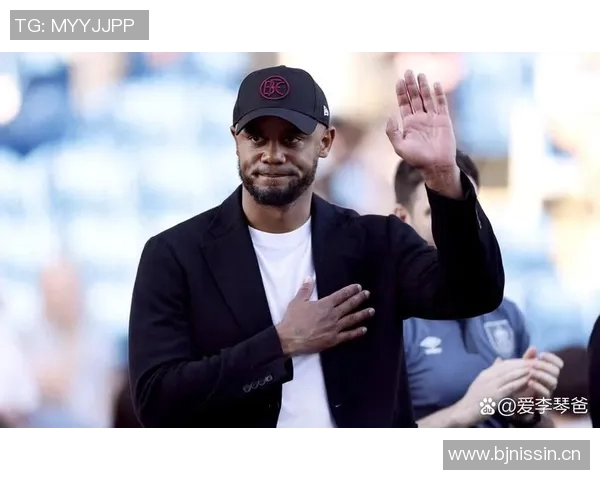 弗罗因德称孔帕尼与拜仁完美匹配新合同未设解约条款 弗罗因德称孔帕尼与拜仁完美匹配新合同未设解约条款