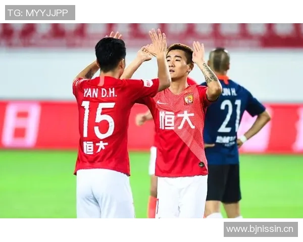 斯通斯谈伤病困扰与退役念头31岁人生路途的艰辛与坚持