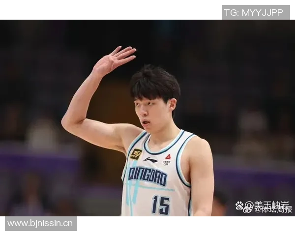 杨瀚森今日表现惊艳但偶显疲态与脱节引人关注 杨瀚森今日表现惊艳但偶显疲态与脱节引人关注