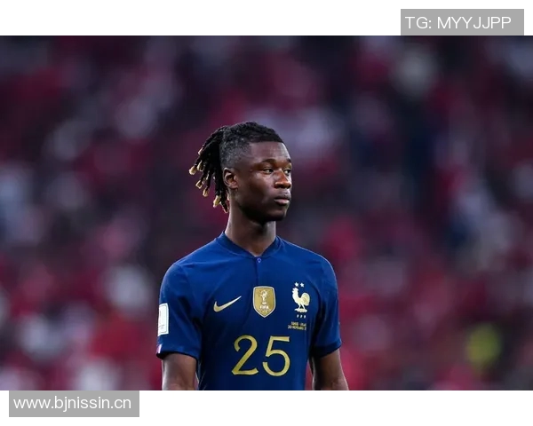 卡马文加或将转型左后卫应对法国中场竞争激烈局面 卡马文加或将转型左后卫应对法国中场竞争激烈局面