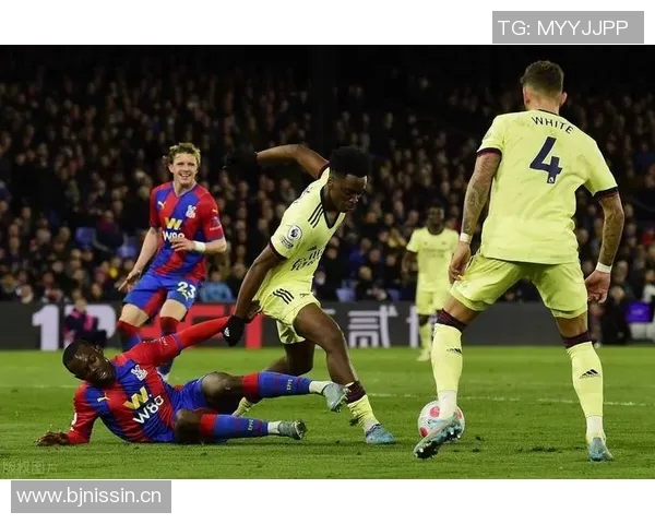 水晶宫德比精彩上演奥利塞与埃泽携手对决昔日队友