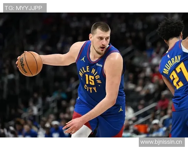 约基奇单节狂揽15分9板6助成自1996-97赛季以来首位球员