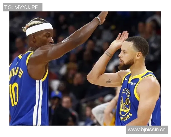 勇士客场挑战太阳队首发阵容库里穆迪巴特勒追梦波斯特齐上阵