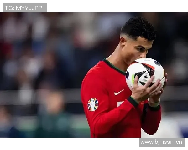 沙特主帅高度评价C罗称其效率惊人期待世界杯表现