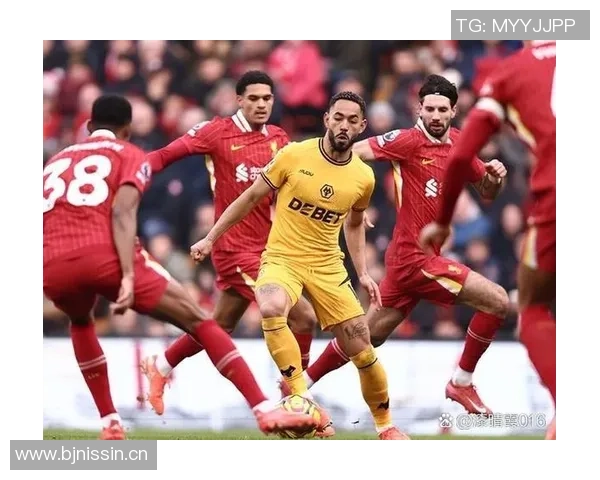 兰德尔本赛季状态火热已五次单场得分30上赛季仅三次表现相对平淡 兰德尔本赛季状态火热已五次单场得分30上赛季仅三次表现相对平淡