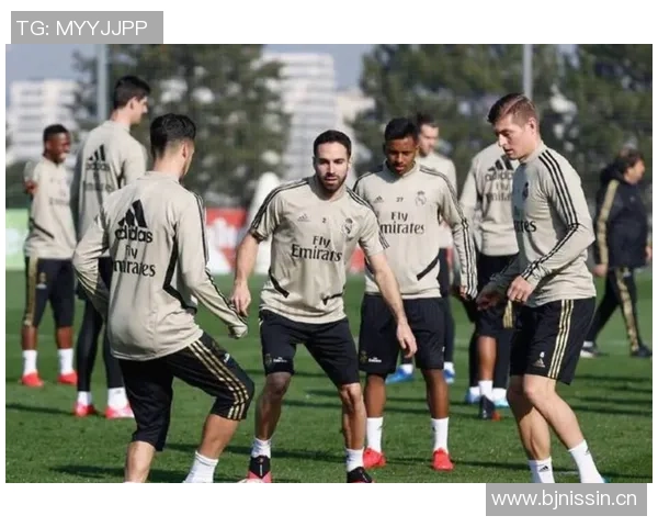 皇马全主力对阵西协甲倒数球队竟求饶令人震惊的表现