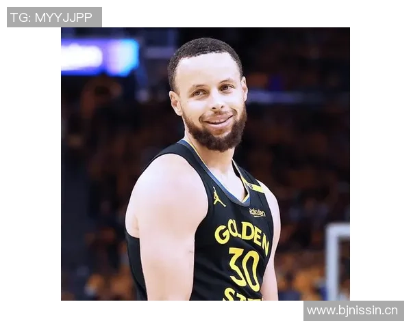 库里谈新赛季目标强调团队心态建设与胜利信念的重要性