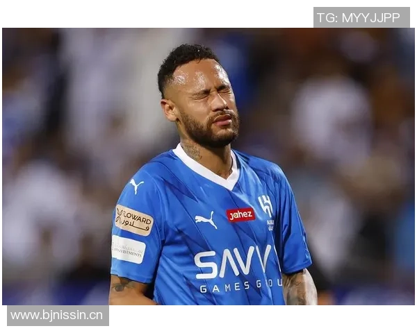 内马尔出席巴西扑克系列赛活动分享生活乐趣照片尽情享受人生