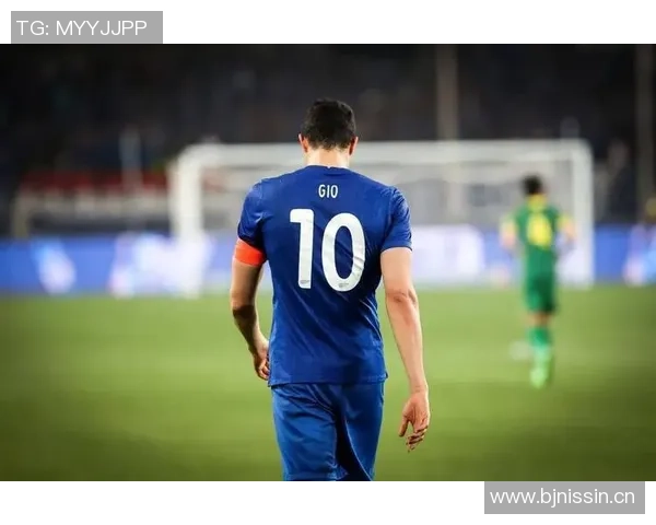 墨西哥中卫埃克托莫雷诺宣布退役132场国际比赛生涯圆满结束