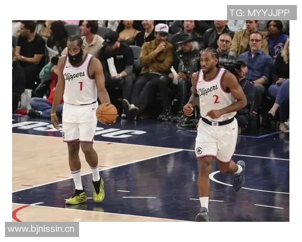 快船逆袭之路令人惊叹一个多月内从惨淡战绩逆转至22胜24负 快船逆袭之路令人惊叹一个多月内从惨淡战绩逆转至22胜24负